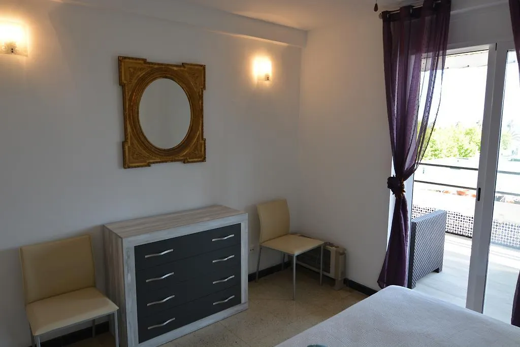 Saval Malta Capri Apartamento Salou